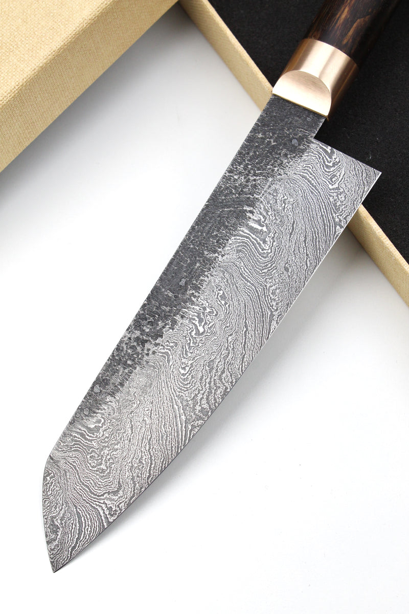 Damascus Santoku 320L Torsion Walnut