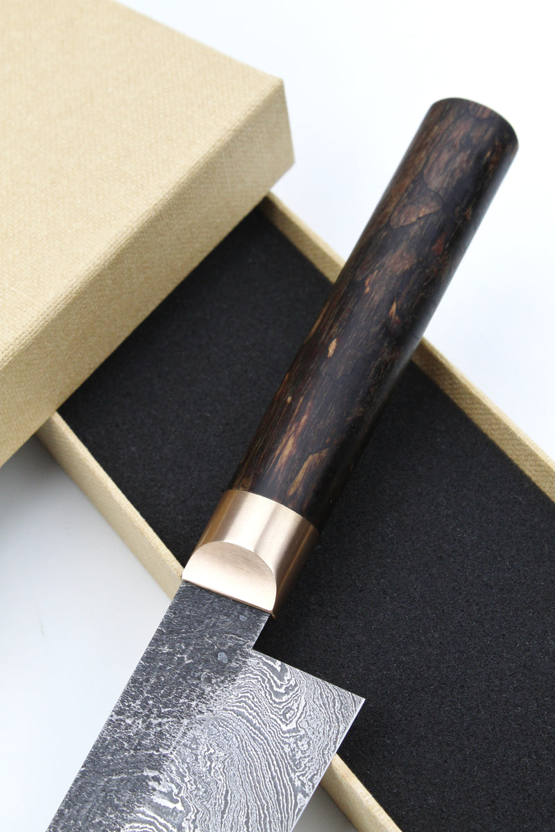 Damascus Santoku 320L Torsion Walnut