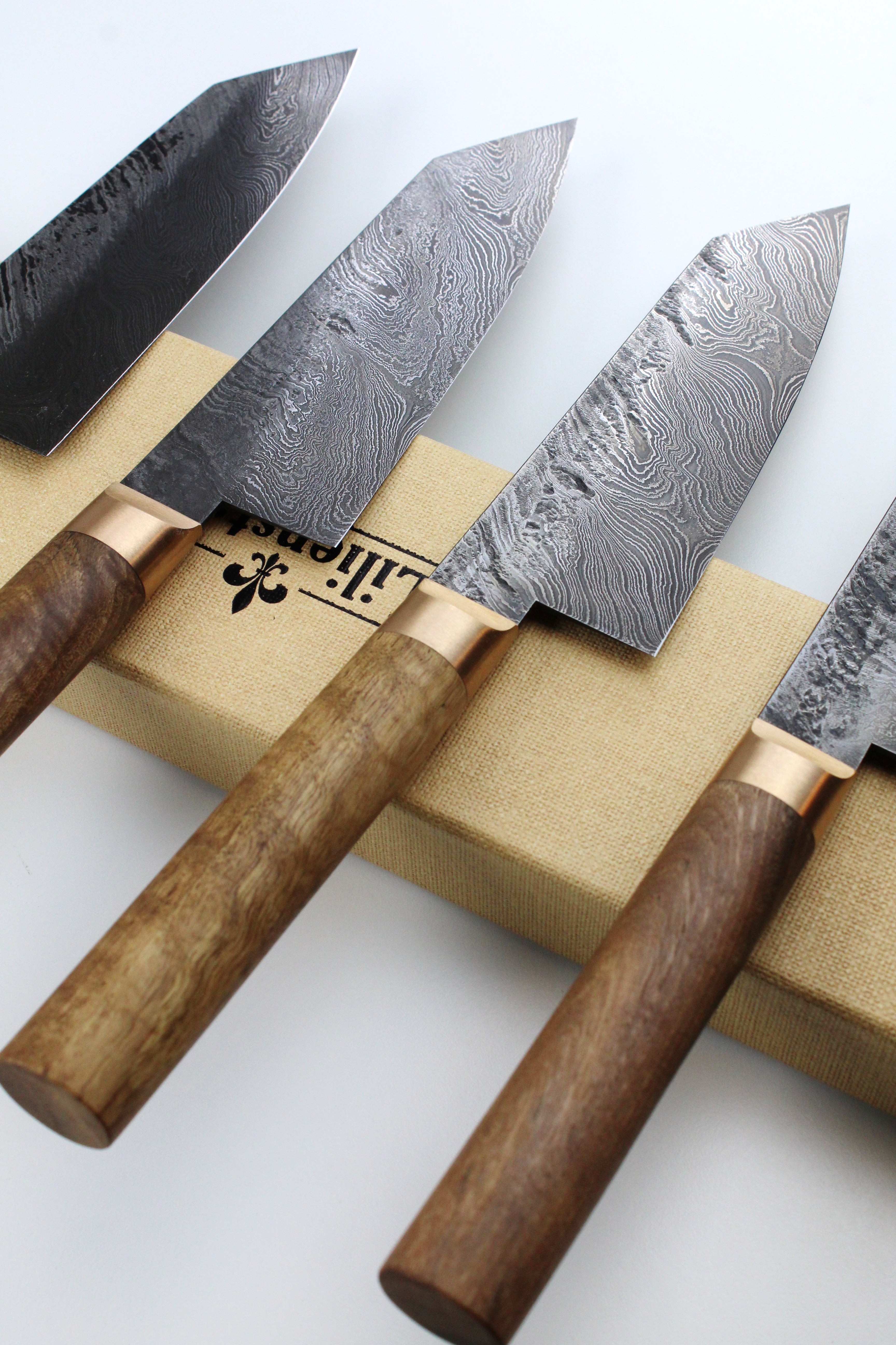 Das Lilienstahl V2 Walnuss